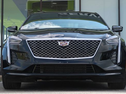Used 2019 Cadillac CT6 Luxury w/ Driver Awareness Package AWD/4WD image 2