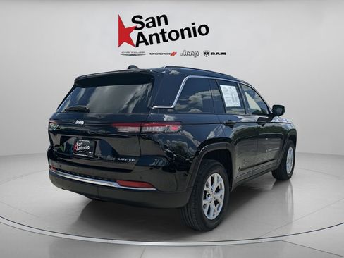 Certified 2023 Jeep Grand Cherokee Limited AWD/4WD image 8