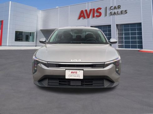 Used 2025 Kia K4 LXS image 10