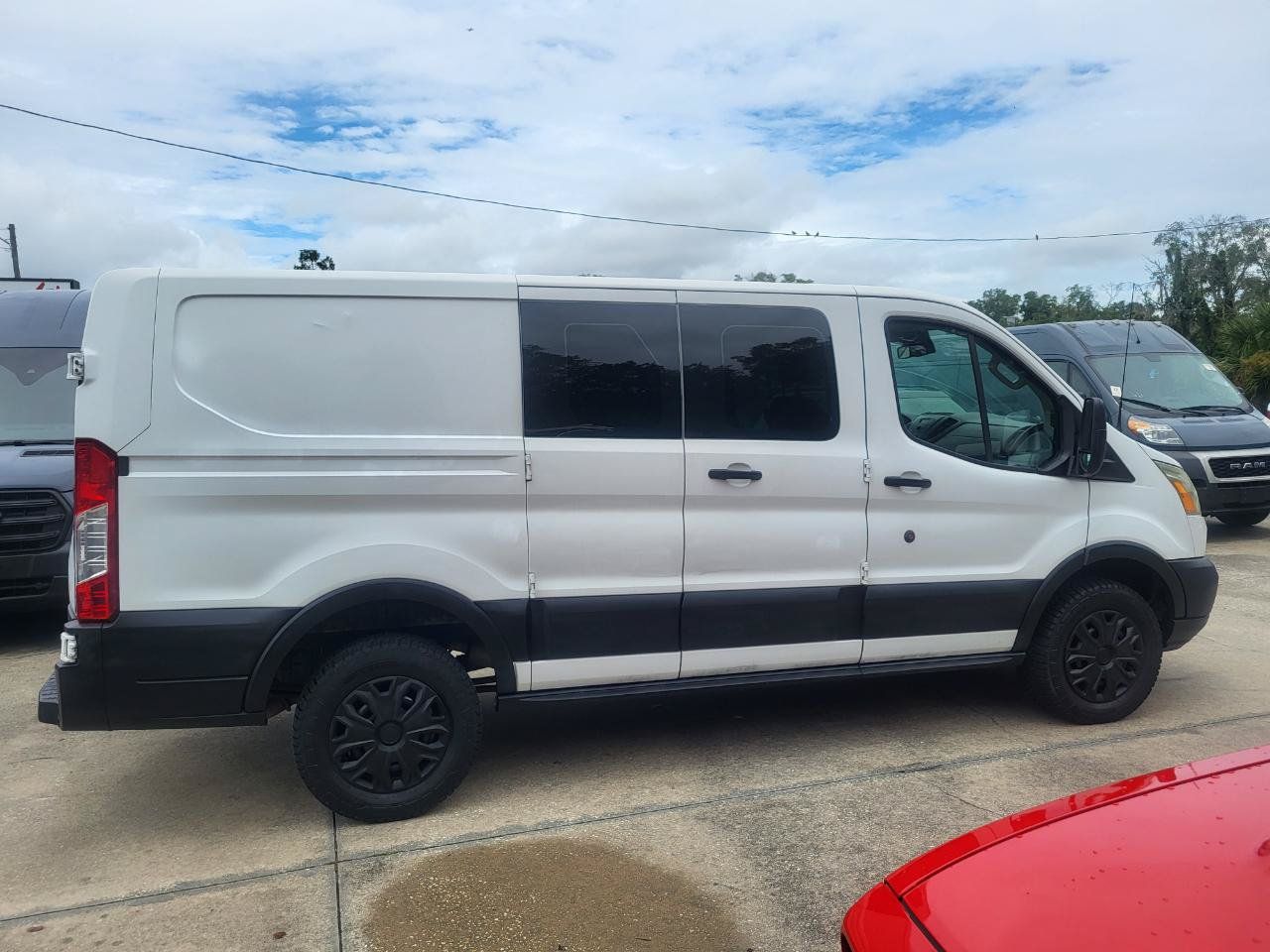 Used 2016 Ford Transit 250 130 Low Roof w/ Exterior Upgrade Package RWD image 23