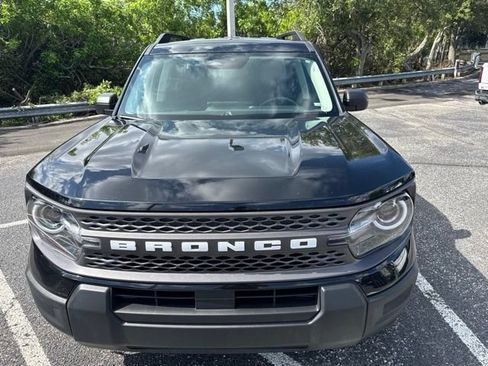 Used 2025 Ford Bronco Sport Big Bend AWD/4WD image 2