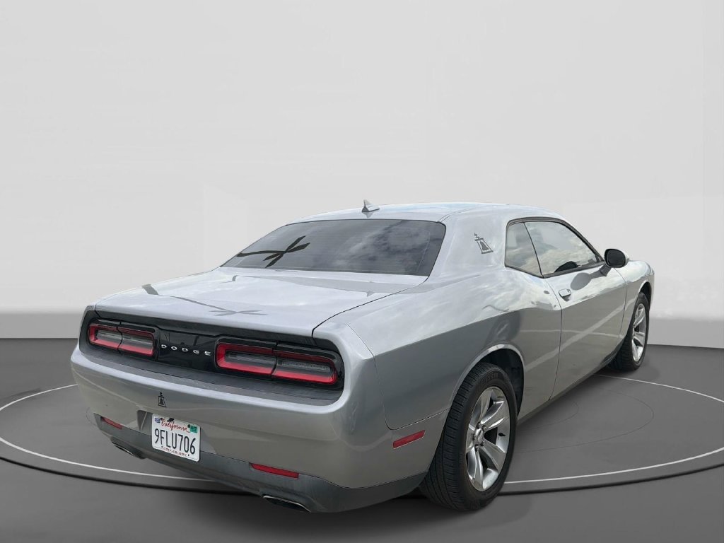 Used 2015 Dodge Challenger SXT w/ Sound Group RWD image 4