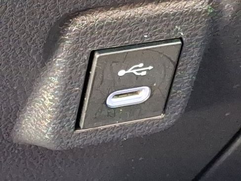 Used 2025 Toyota Corolla SE image 25