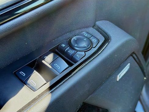 Used 2025 GMC Sierra 2500 AT4 w/ AT4 Premium Plus Package image 22