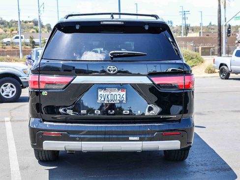 Certified 2025 Toyota Sequoia Capstone AWD/4WD image 27