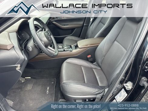 Used 2022 MAZDA CX-30 AWD 2.5 S w/ Premium Package image 14