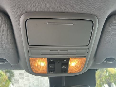 Used 2022 Honda Pilot Special Edition image 29