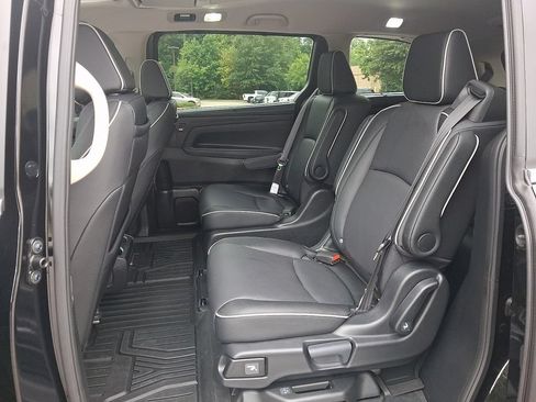 Used 2026 Honda Odyssey Touring image 10