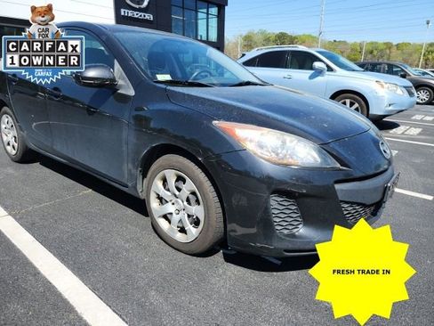 Used 2013 MAZDA MAZDA3 i SV image 2