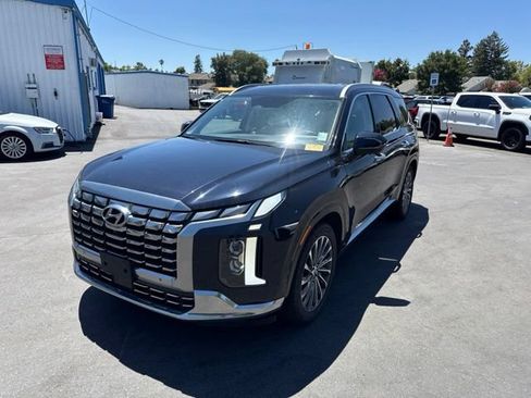 Used 2024 Hyundai Palisade Calligraphy AWD/4WD image 5