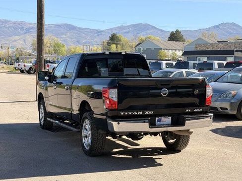 Used 2016 Nissan Titan SL image 7