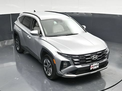 Used 2025 Hyundai Tucson SEL AWD/4WD image 48