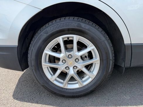 Used 2022 Chevrolet Equinox LT w/ Driver Convenience Package FWD image 10