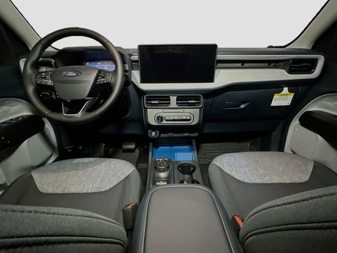 New 2026 Ford Maverick XLT w/ XLT Luxury Package image 6