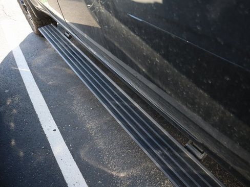 Used 2025 GMC Sierra 2500 Denali Ultimate image 13