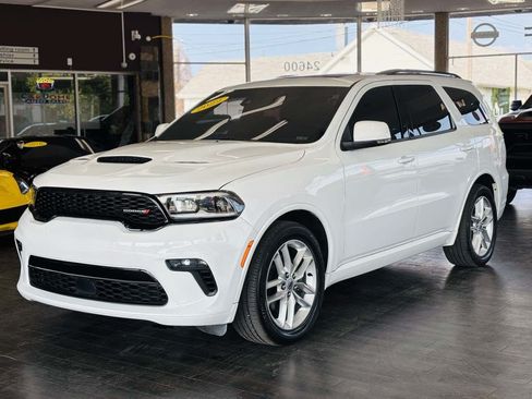 Used 2022 Dodge Durango GT RWD image 16