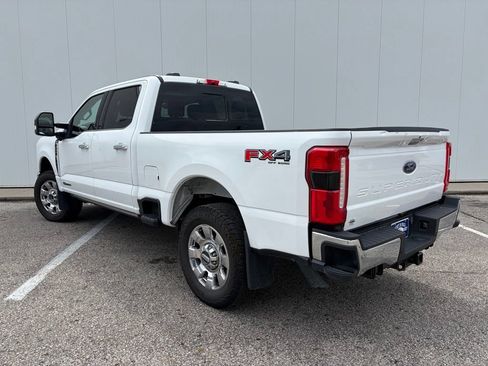 Certified 2024 Ford F250 Lariat w/ Lariat Ultimate Package AWD/4WD image 3