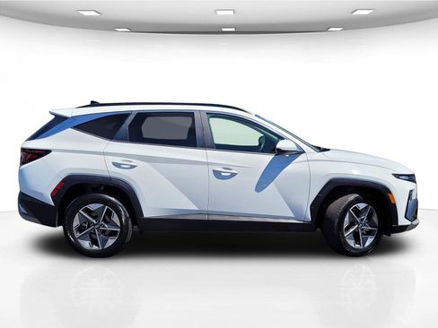 Used 2025 Hyundai Tucson SEL AWD/4WD image 5