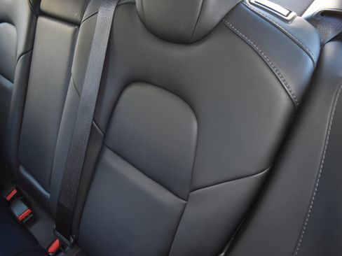 Used 2023 Tesla Model 3 Standard Range image 16