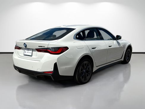 Used 2024 BMW i4 eDrive40 w/ Premium Package image 3