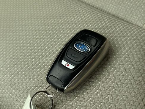 Used 2020 Subaru Impreza 2.0i Premium AWD/4WD image 37