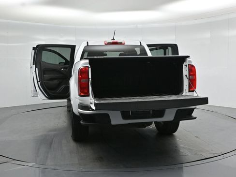 Used 2021 Chevrolet Colorado LT RWD image 30