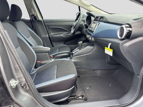 Used 2025 Nissan Versa SV w/ Trunk Package image 15