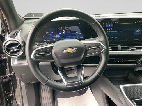 Certified 2025 Chevrolet Equinox LT AWD/4WD image 22