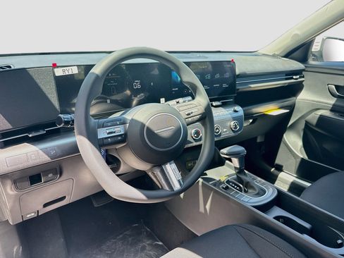 New 2027 Hyundai Kona SE FWD image 7