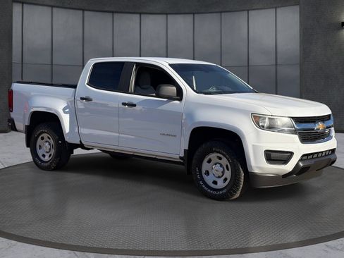 Used 2019 Chevrolet Colorado W/T w/ WT Convenience Package RWD image 8