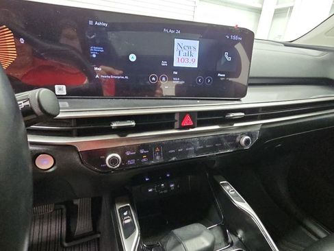 Used 2024 Kia Sorento S w/ Panoramic Sunroof Package FWD image 13