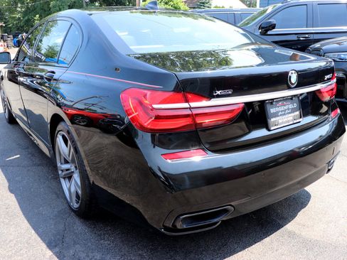 Used 2018 BMW 740i xDrive 740i xDrive Sedan image 3