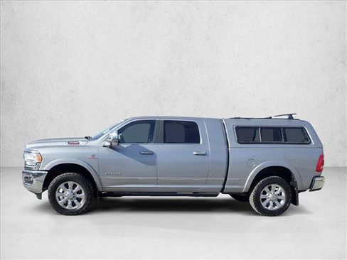 Used 2024 RAM 3500 Limited AWD/4WD image 2