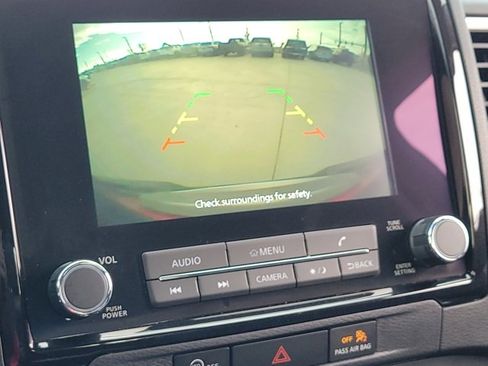 Used 2024 Nissan Frontier SV w/ SV Convenience Package image 18