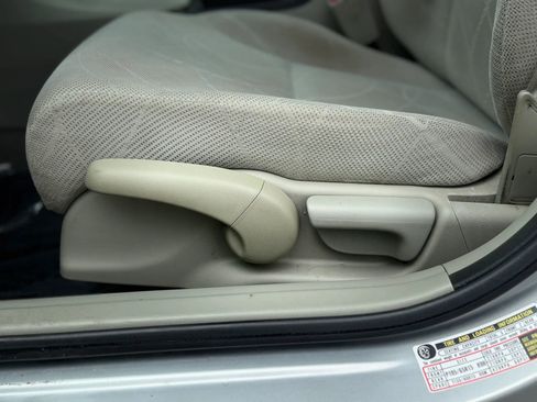 Used 2012 Honda Civic LX image 31