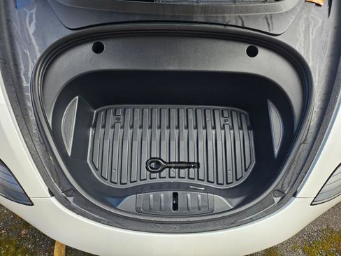 Used 2023 Tesla Model 3 Standard Range RWD image 25