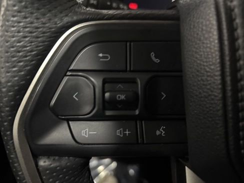 Used 2025 Toyota Tundra Limited image 33