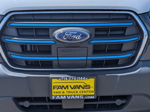 Used 2022 Ford E-Transit 148 High Roof w/ Load Area Protection Package RWD image 3