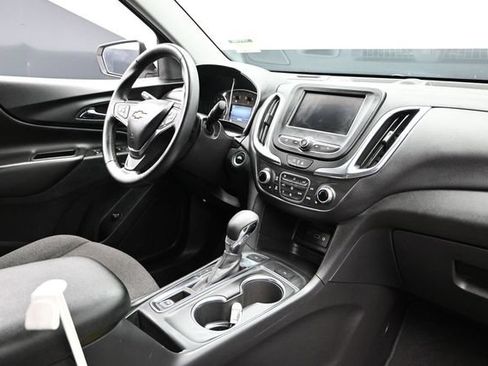 Used 2024 Chevrolet Equinox LT AWD/4WD image 14