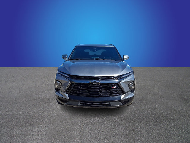 Used 2025 Chevrolet Blazer RS FWD image 2