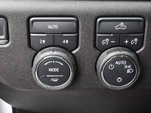 Certified 2025 Chevrolet Silverado 1500 LT w/ Work Truck Package image 11