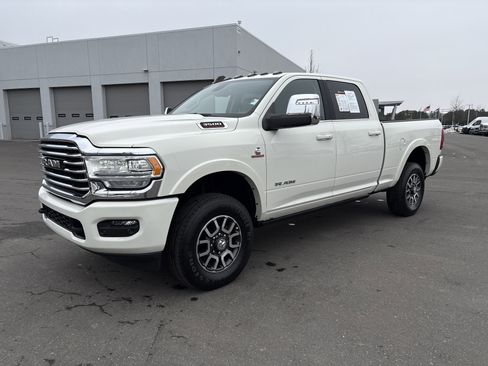 Certified 2024 RAM 3500 Limited image 5