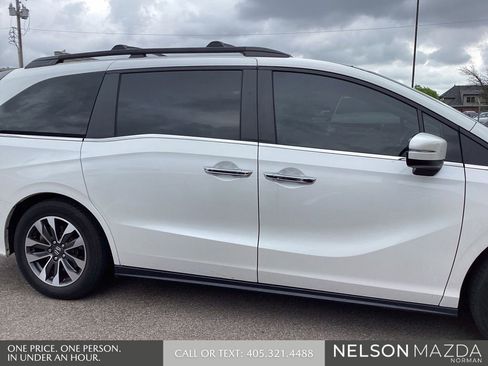 Used 2024 Honda Odyssey EX-L image 5