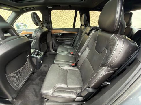 Used 2017 Volvo XC90 T6 Inscription w/ Vision Package AWD/4WD image 18