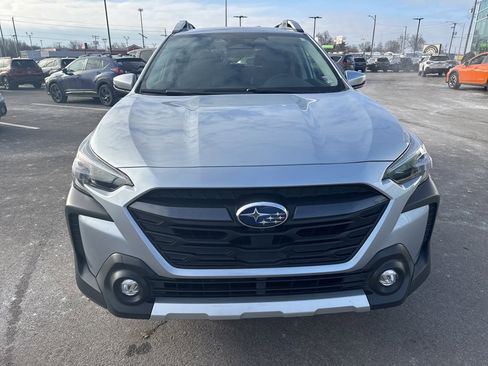 Used 2024 Subaru Outback Touring image 2