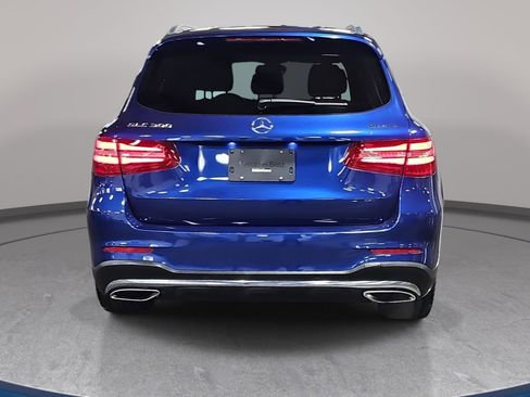 Used 2018 Mercedes-Benz GLC 300 4MATIC image 6