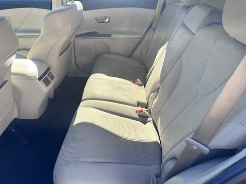 Used 2013 Toyota Venza LE w/ LE Convenience Pkg AWD/4WD image 6