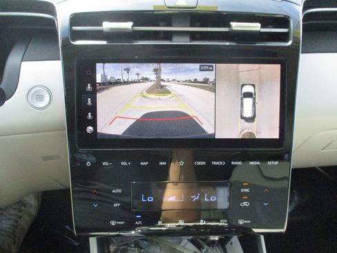 Used 2022 Hyundai Tucson Limited w/ Cargo Package FWD image 21