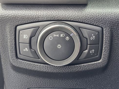 Used 2016 Ford F150 Lariat w/ Equipment Group 502A Luxury image 20