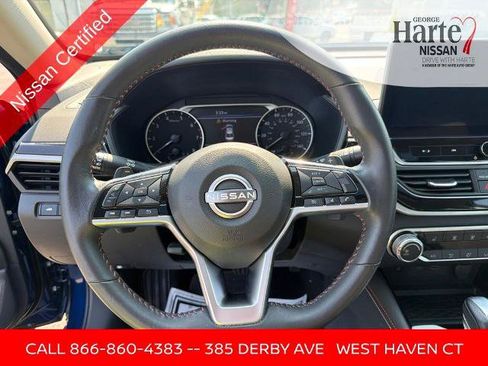 Certified 2024 Nissan Altima 2.5 SR w/ SR Premium Package AWD/4WD image 14